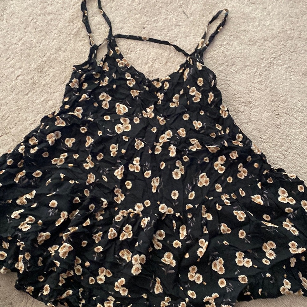 Brandy Melville- Sunflower sundress